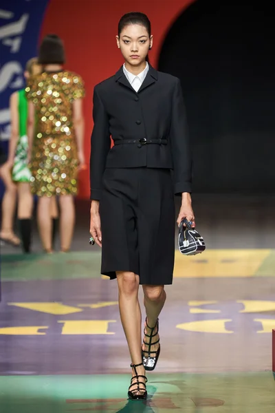 Look 26